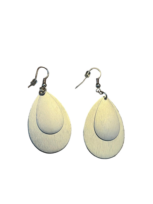 vintage golden teardrop earrings